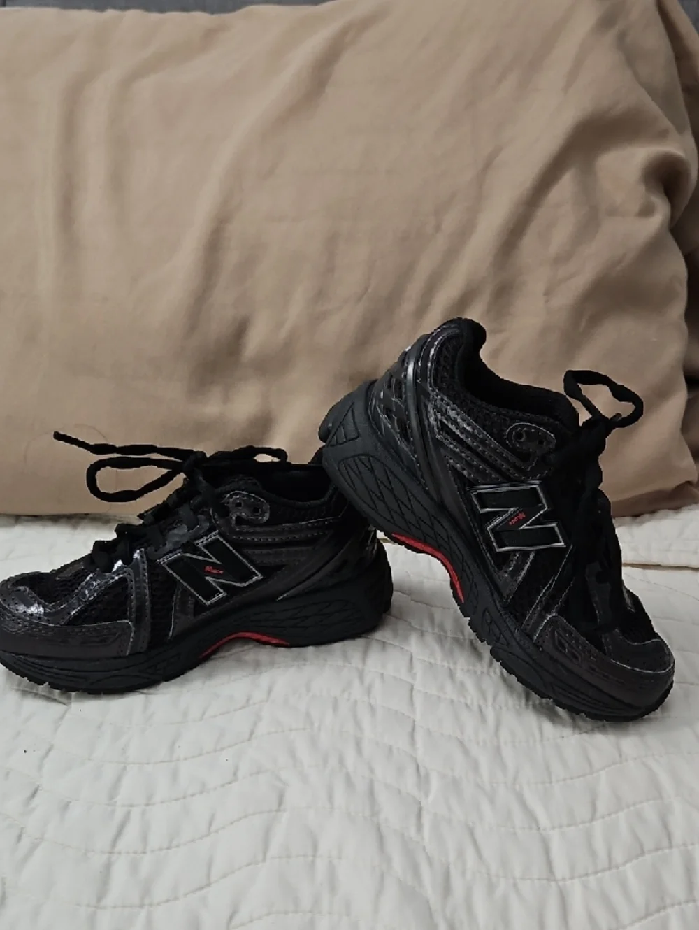 New Balance 1906 Kids Black Sneakers - Picture 6 of 8